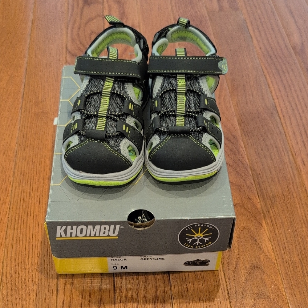 Khombu Kids Shoes - Black and Green